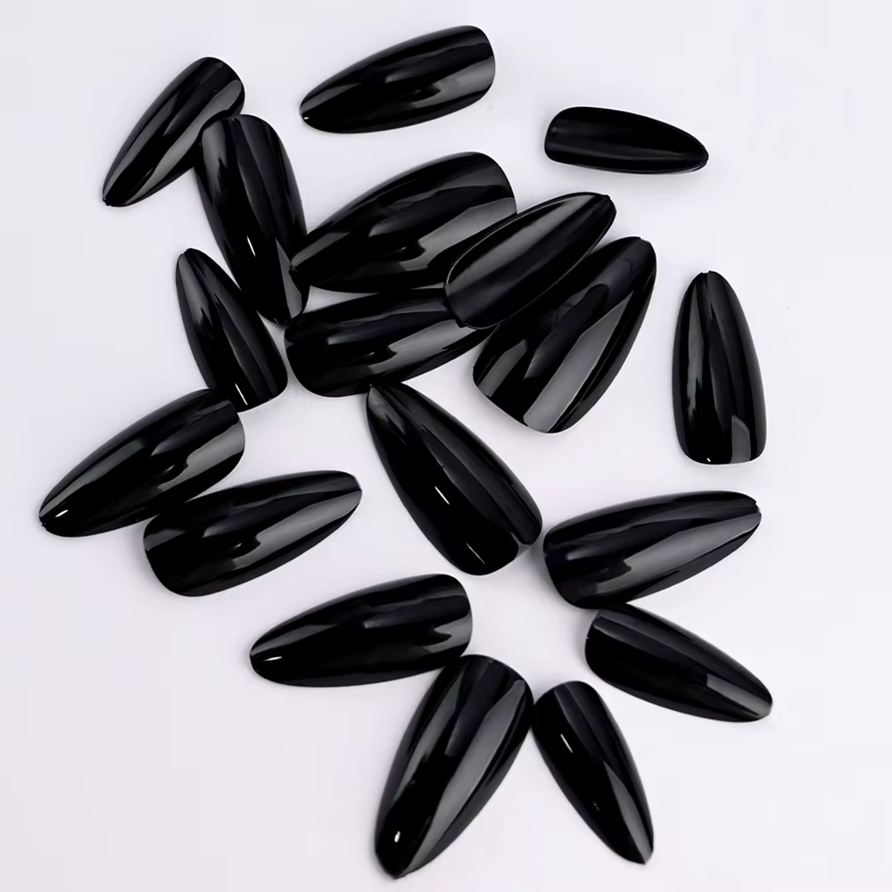 100 faux ongles noirs en acrylique, forme amande, à presser, réutilisables, style français, couvranc