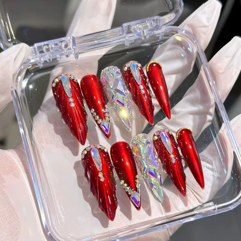 Faux ongles de Noël faits main de luxe en forme de queue de poisson, rouges, festifs, pour le Nouvel