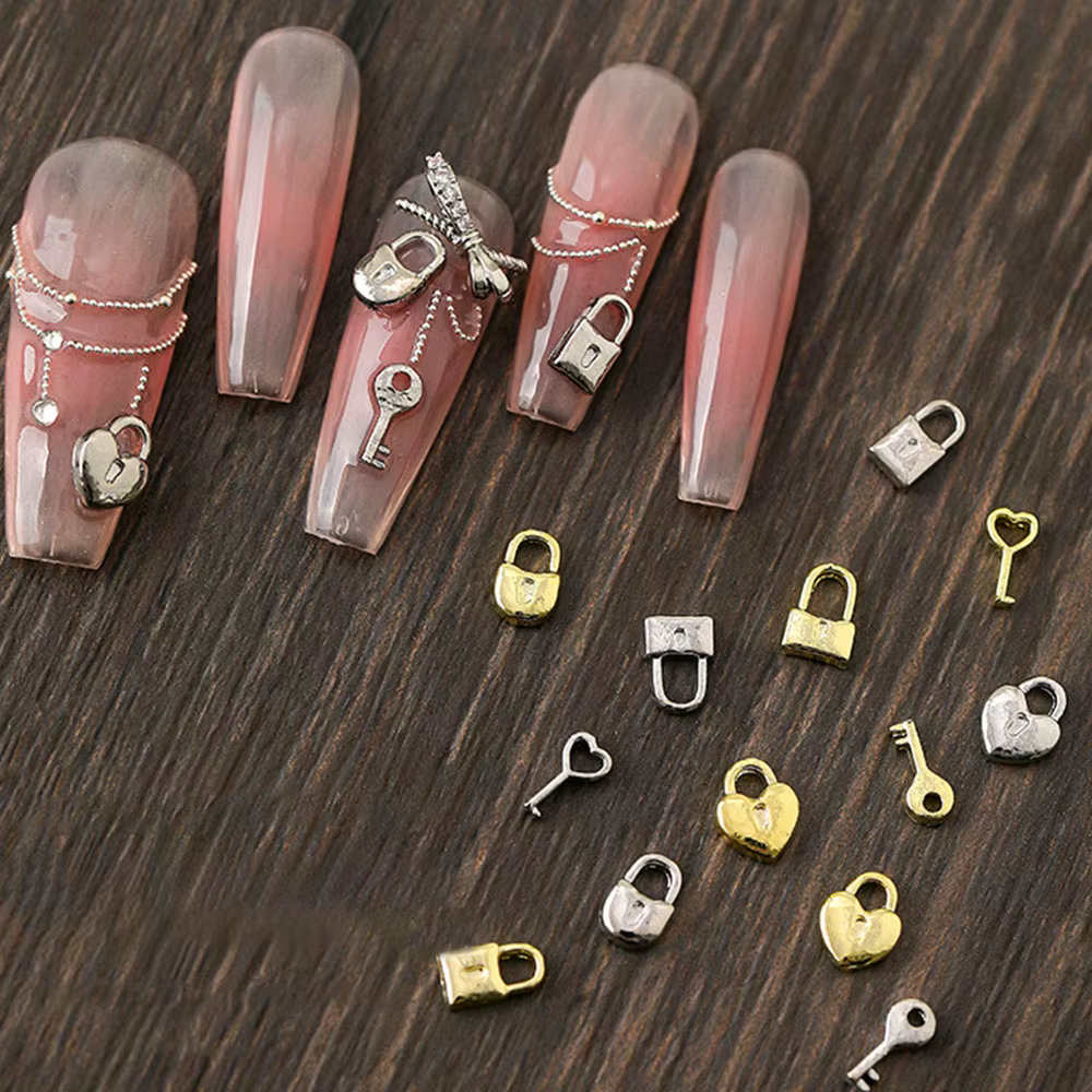 Mélange de Clé de Verrouillage pour Décoration d'Ongles, Breloque Or et Argent 3D, Cœur Doux Exquis 