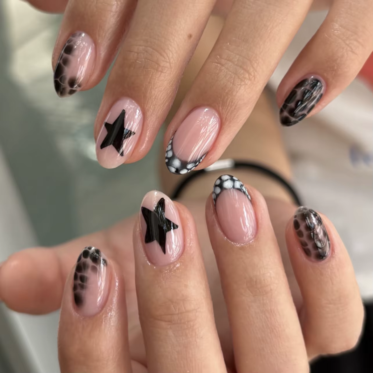 Faux ongles de manucure Y2k, 24 pièces, doux et Cool, rayures bleues et noires, étoile à cinq branch