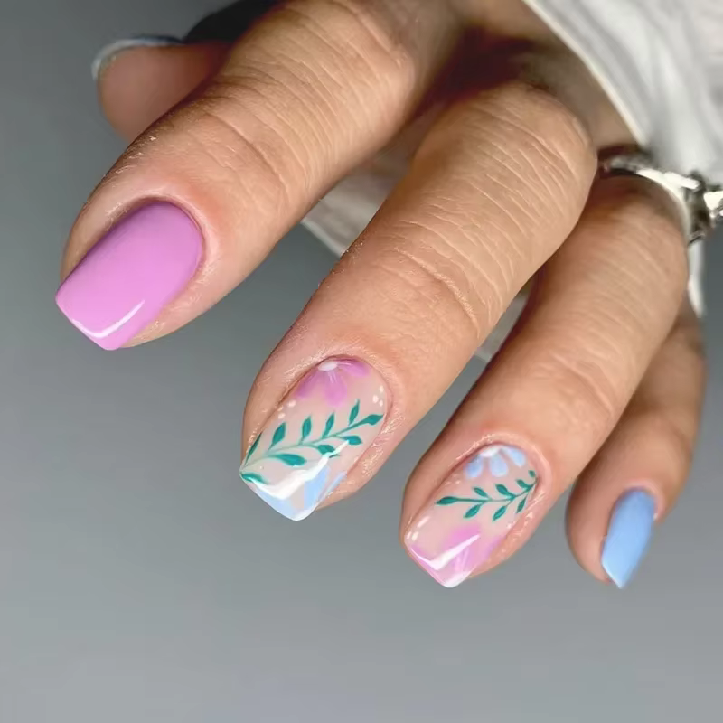 24 pièces court rétro fleur Design ongles Art manucure rose faux ongles portable carré faux ongles p