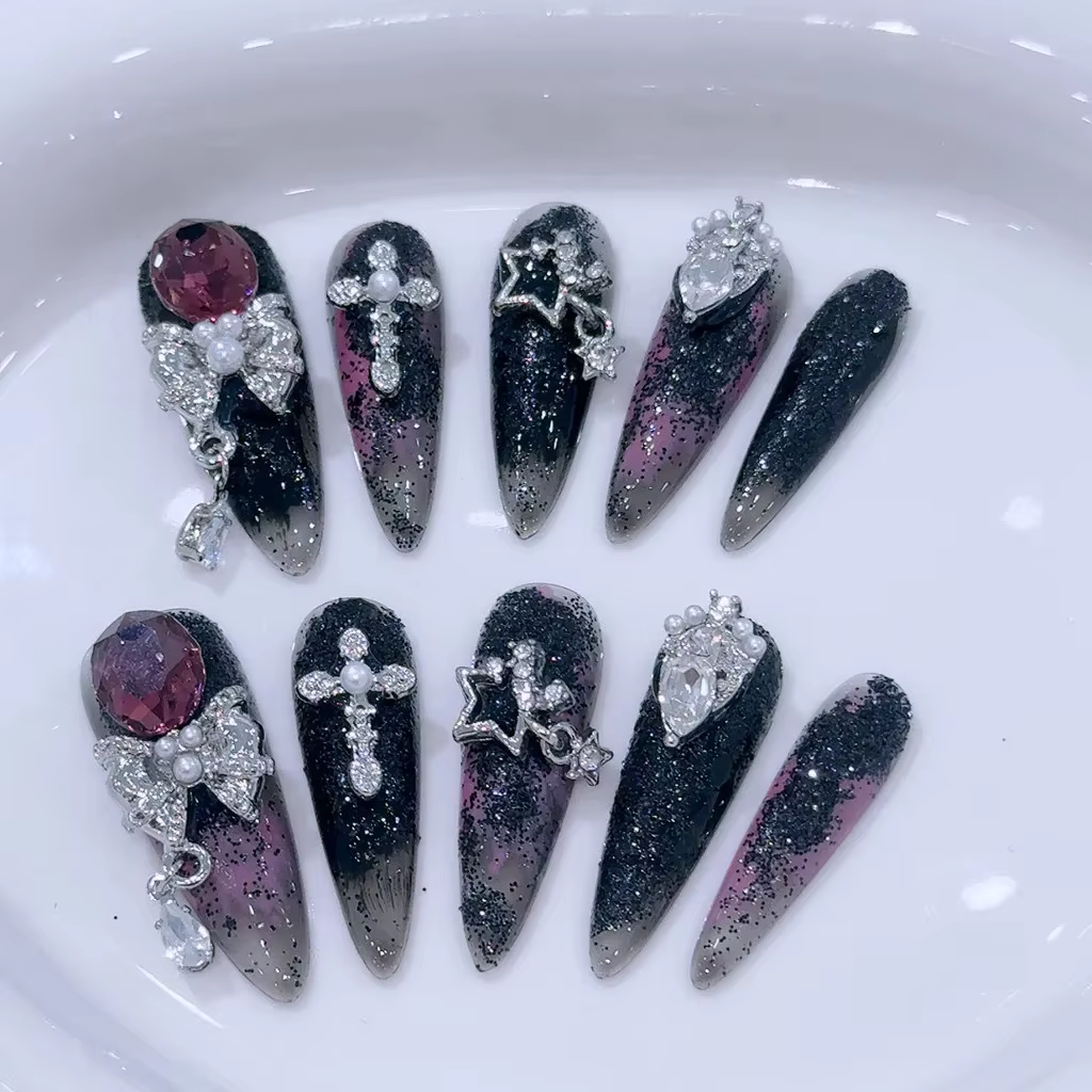 Nail Art fait à la main de luxe N64.Oblivion Dark Spice Girls, faux N64.Bow, étoile, croix, diamant,