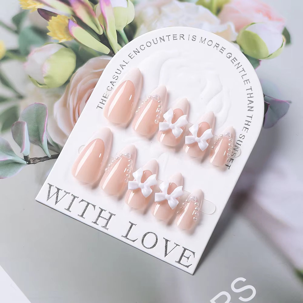 24 pièces (+ outils) perle arc nu rose presse sur ongles blanc français bout des doigts amande couve