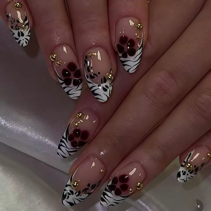 24 faux ongles en forme de fleur à motif zèbre, effet diamant, avec ongles en forme d'amande, style 