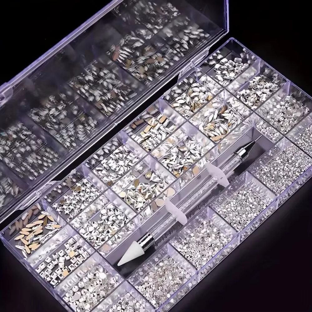 2500 pièces verre cristal diamant Nail Art strass 21 grille boîte bijoux de luxe gemmes ongles charm