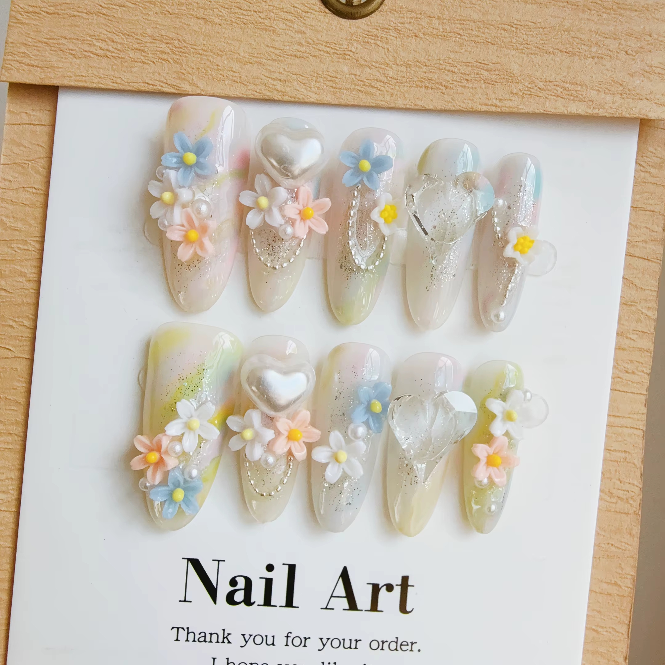 Faux ongles faits à la main, fleurs colorées haut de gamme, longs et légers pour femmes, avec patch 