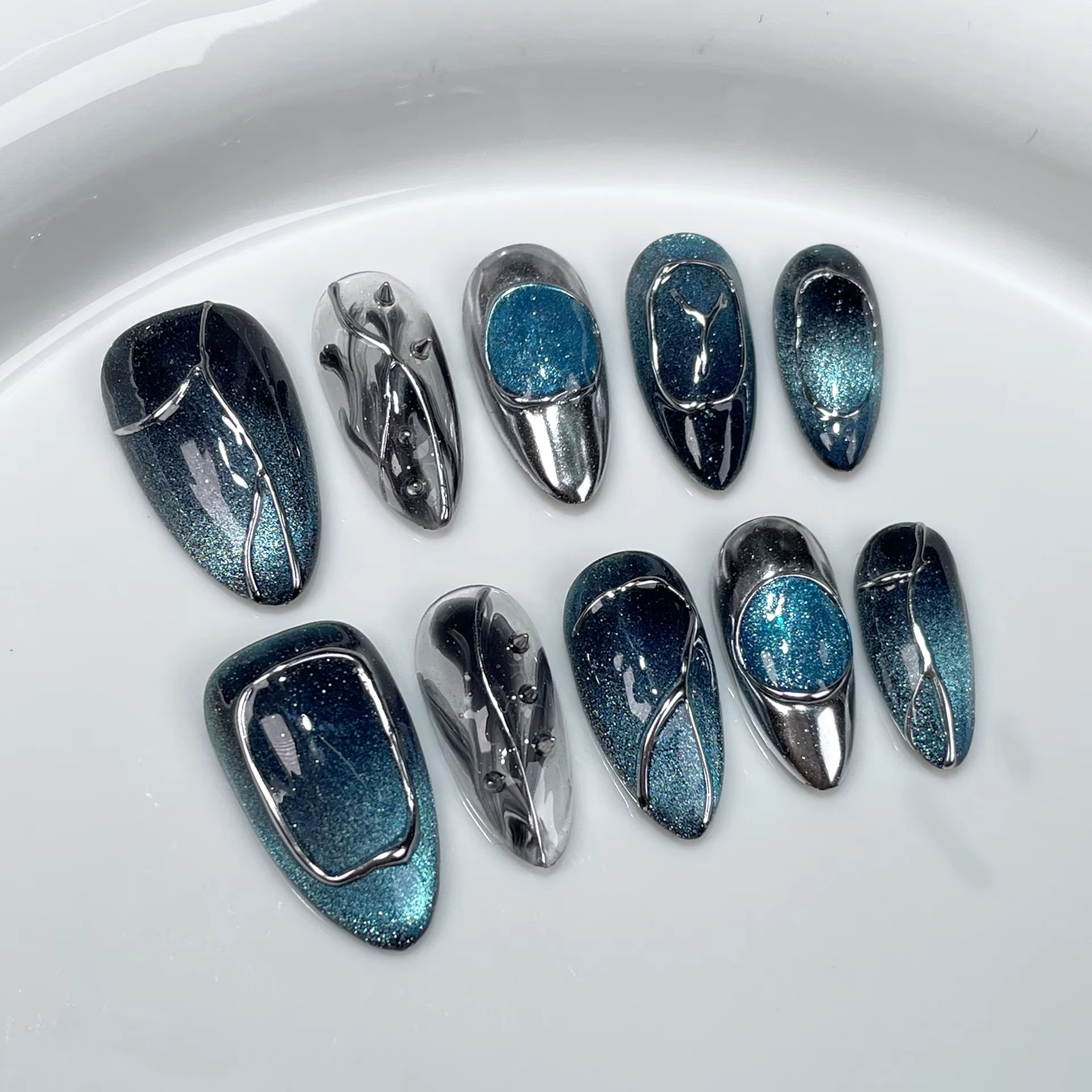 10 pièces épicées filles amande à la main presse sur ongles 3D fleur faux ongles portable ongles à c