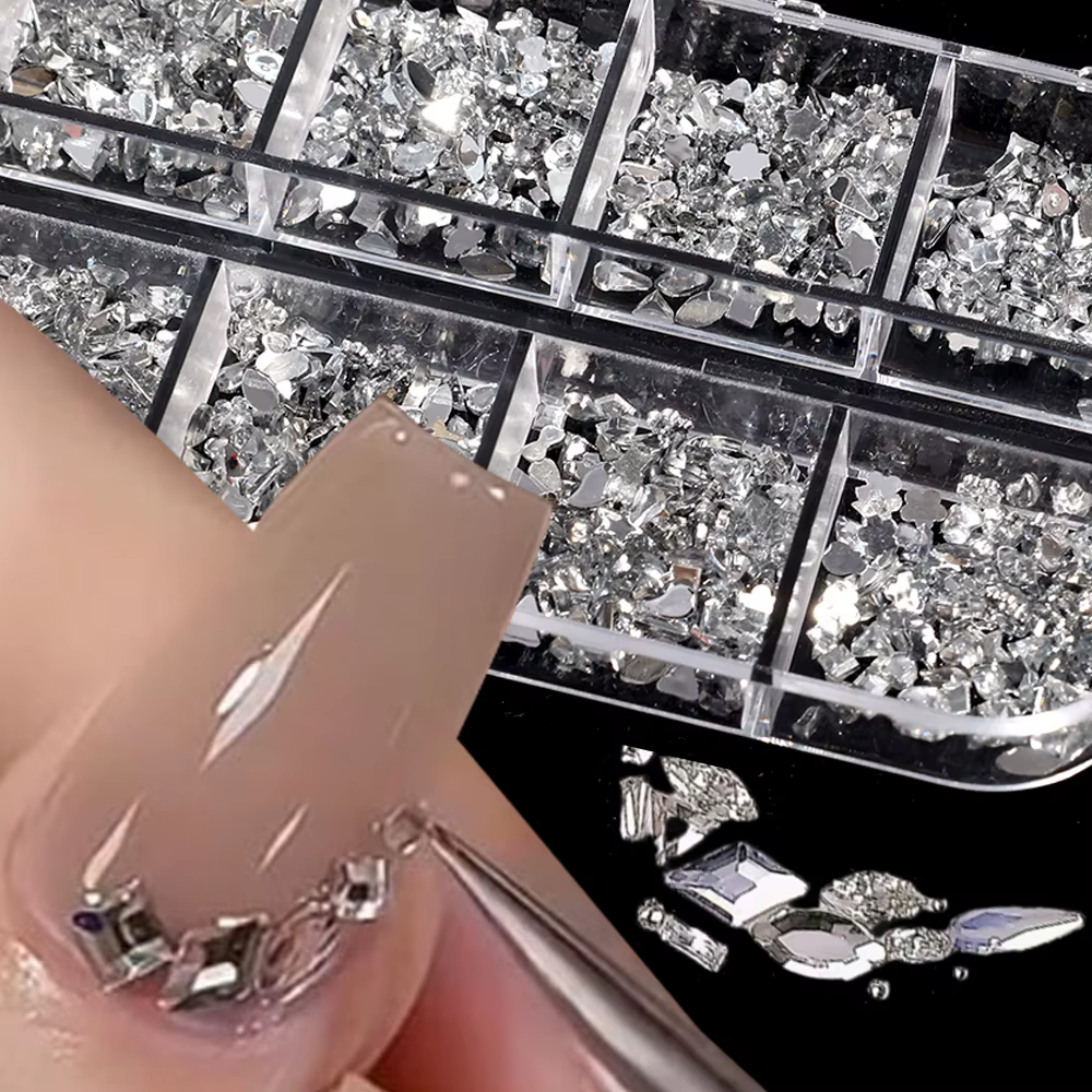 Mini accessoires pour Nail Art, 12 grilles, pointe de manucure éblouissante, décorations en strass à