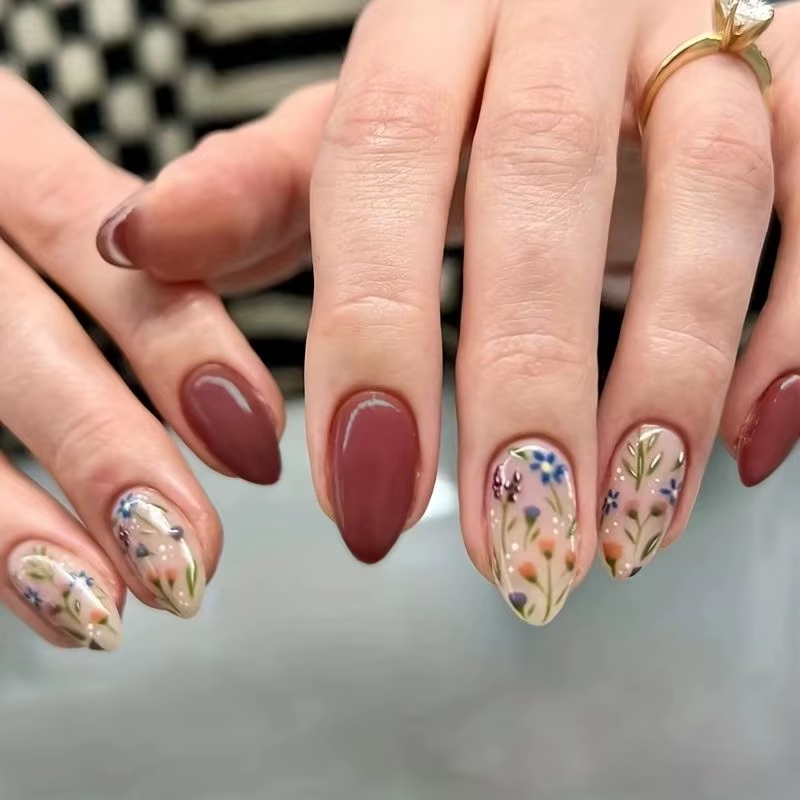 Faux ongles à presser nude, motif floral et feuille, forme amande, minimalistes, frais, longs, amovi