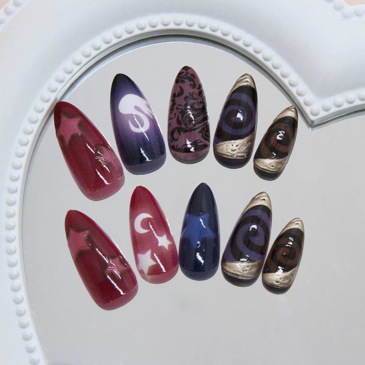 Faux ongles en forme d'amande Y2k, 24 pièces, Style lune, étoile, motif de cygne, doux et frais, cou