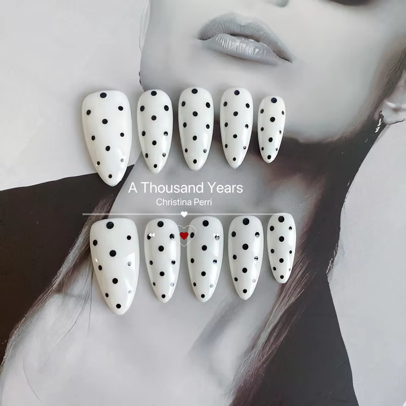 10 pièces blanc presse sur ongles noir à pois à la main acrylique faux ongles couverture complète ré