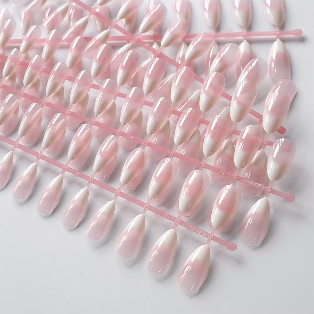 120 pièces nu rose dégradé presse sur ongles Ultra-tendre amande Gel faux ongles Simple couverture c
