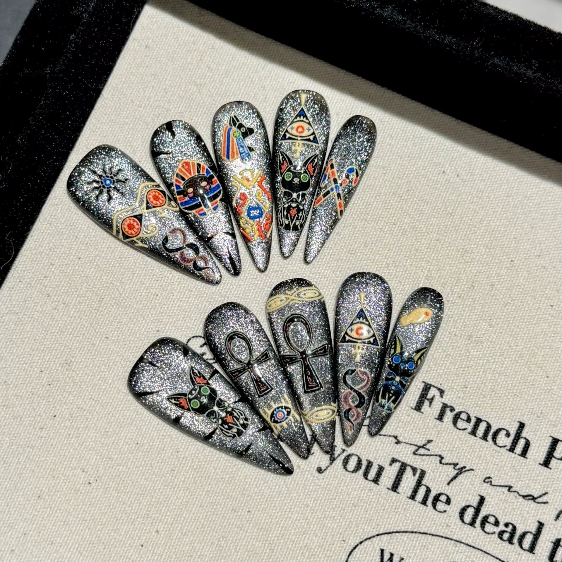 Presse à la main sur les ongles chat égyptien pharaon mignon faux ongles doux Cool épicé fille Style