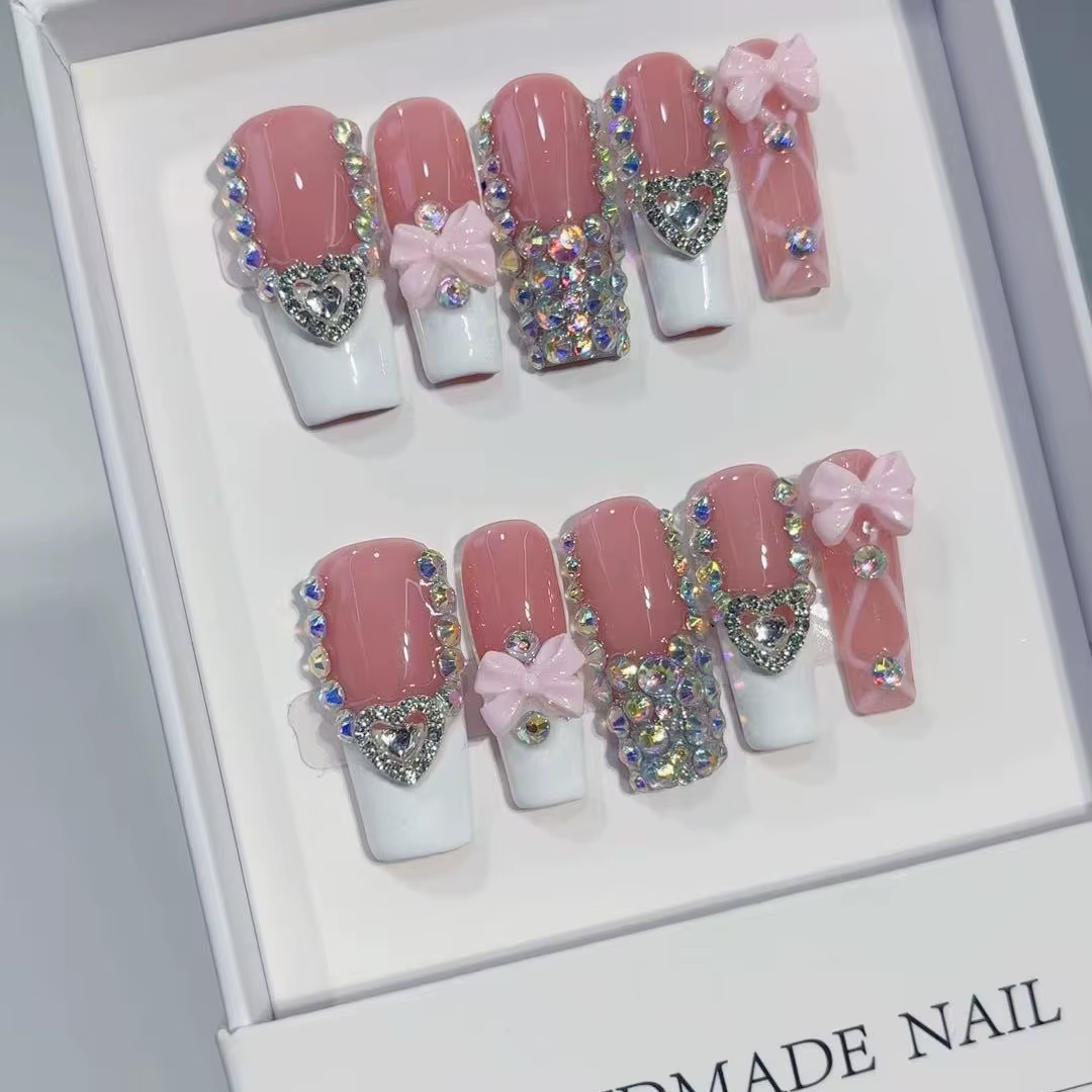 10 pièces de style haut de gamme et luxueux, nœud papillon tridimensionnel peint à la main, diamant