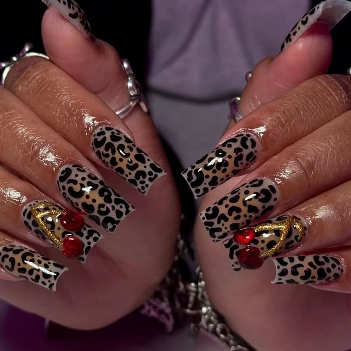 24 pièces/ensemble Faux ongles à presser longs à imprimé léopard français, style rétro, pointes arti