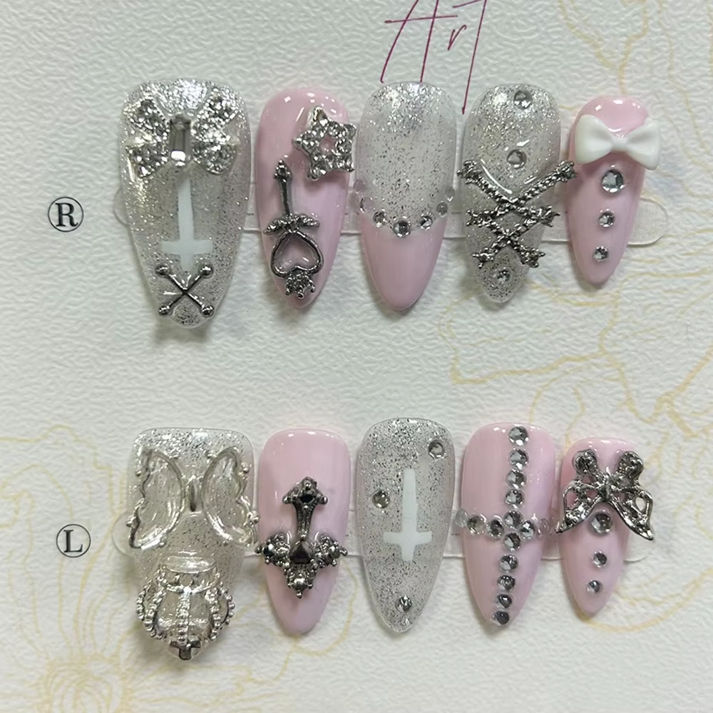Y2K mignon Gyaru français amande presse à la main sur les ongles 3D papillon étoile croix diamant fa