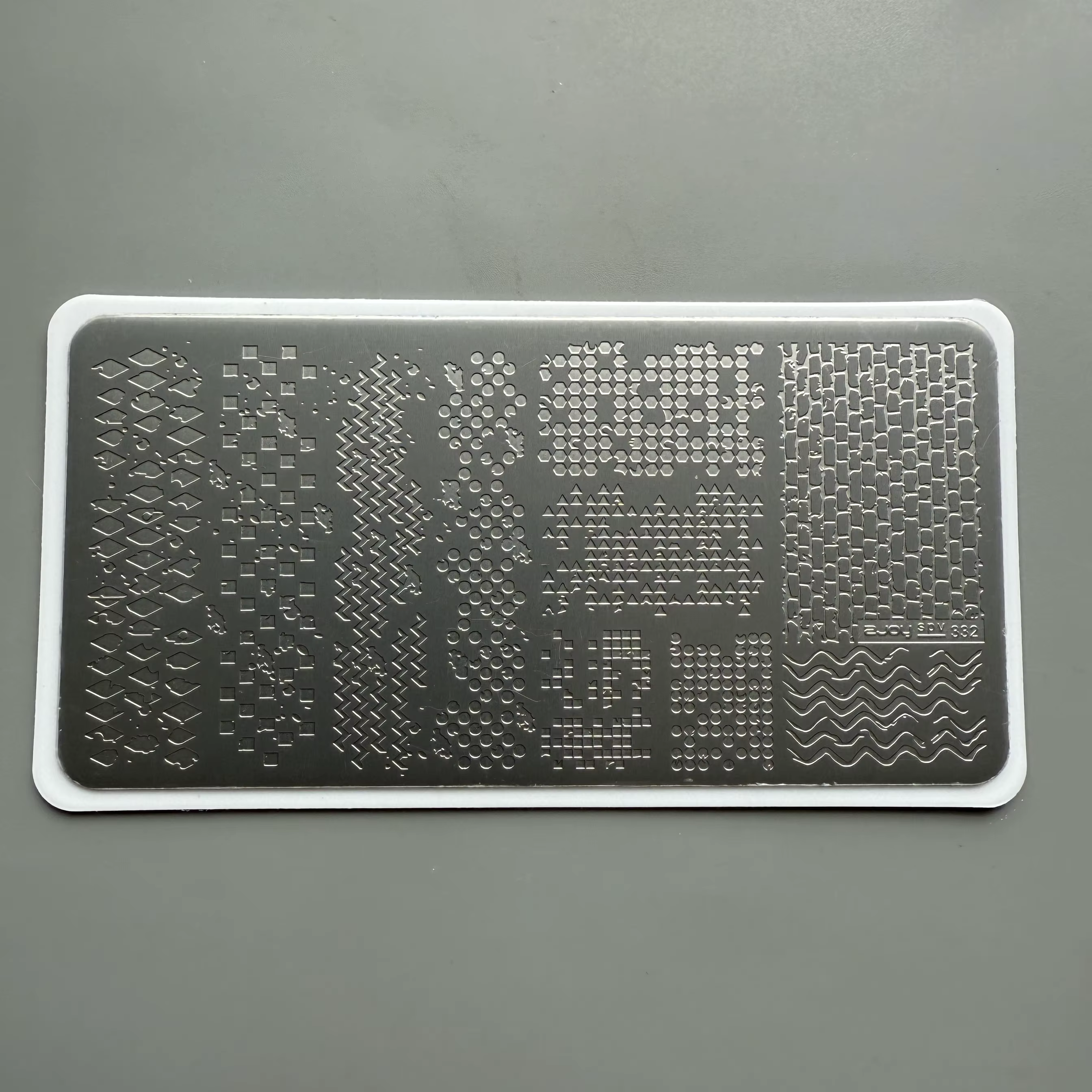 XMQ NAIL ART STAMPING PLATES CARTON GATS DOGS WATER RIPPLES IMAGE PLATE TEMPLATES