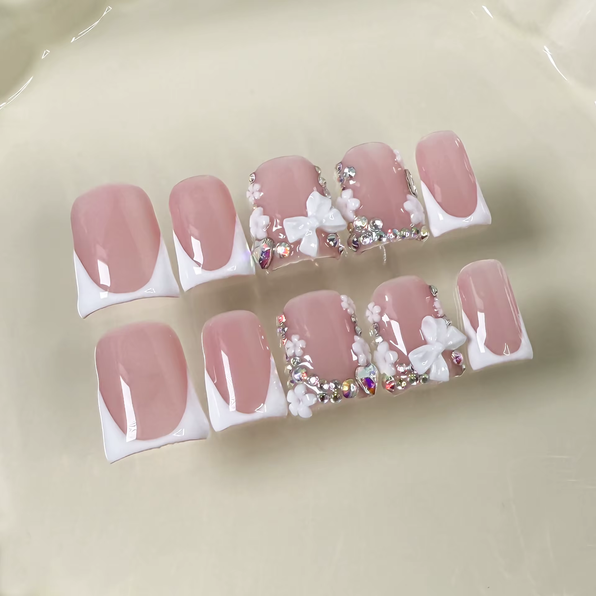 10 pièces rose bec de canard fait à la main presse sur les ongles Art Simple blanc français court fa