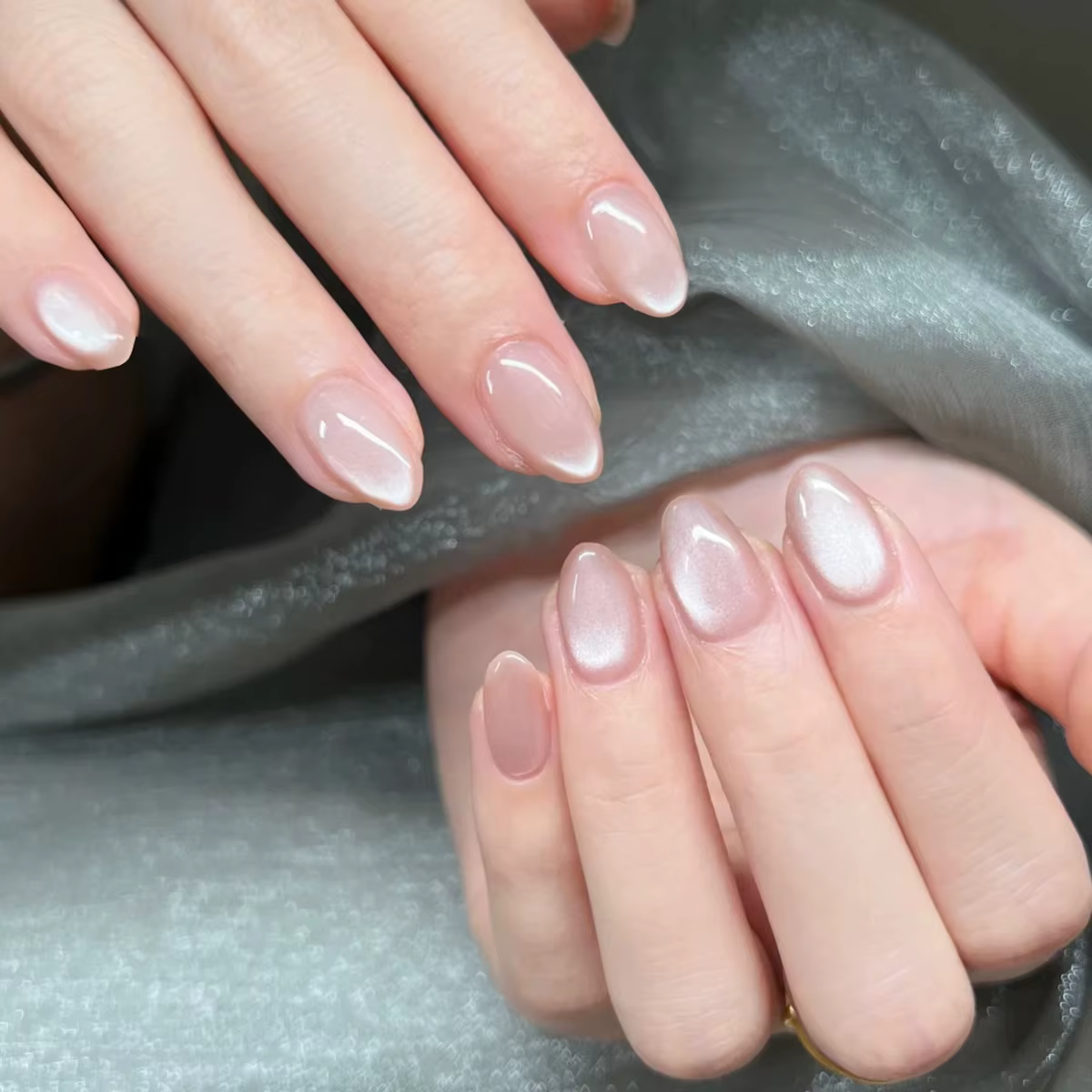 24 faux ongles roses en amande à presser, simples, prêts à poser, pour femme