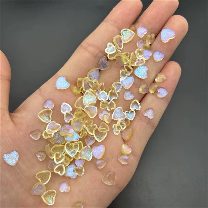 50 pièces accessoires résine Kawaii Nail Art breloques dessin animé coeur décorations d'ongles taill