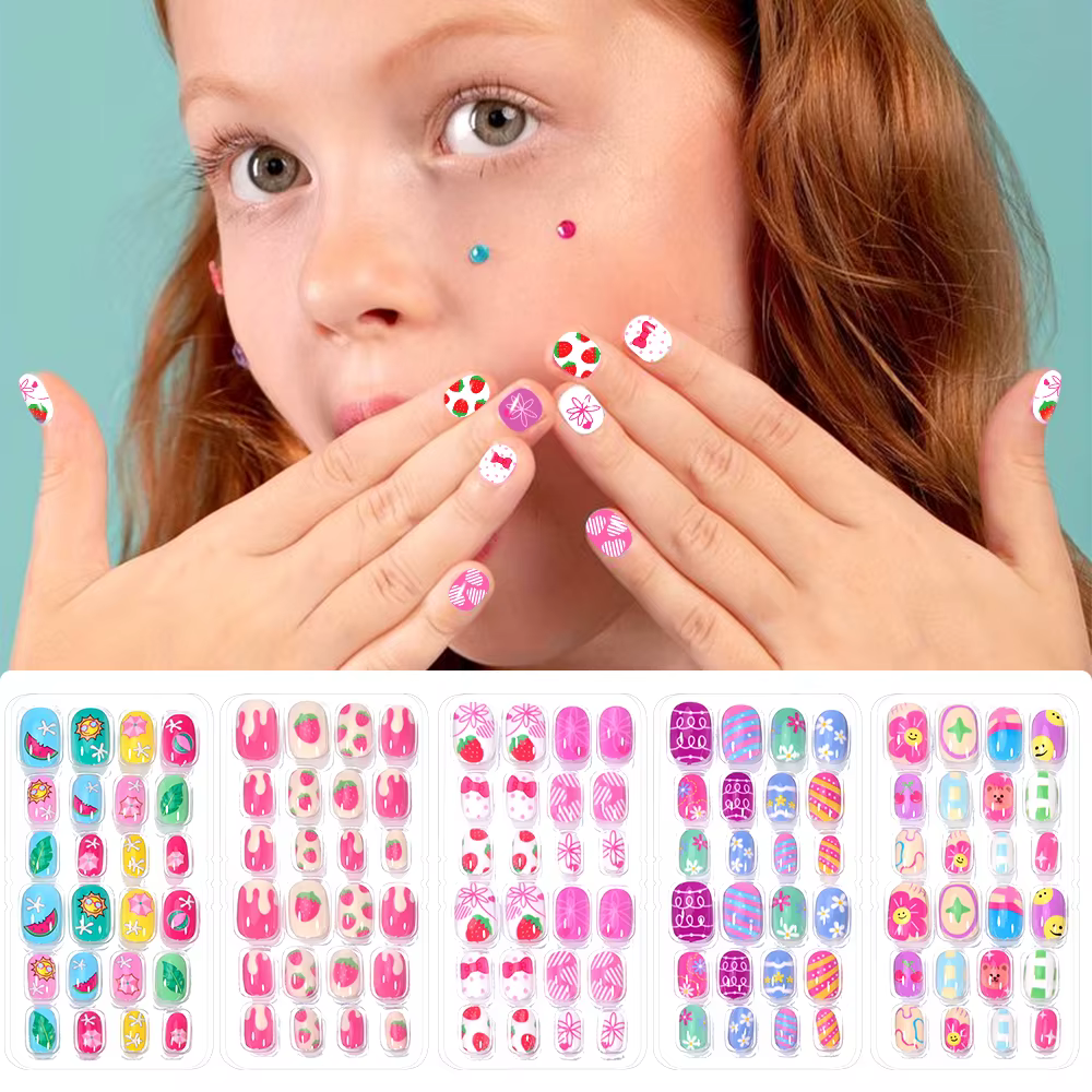 120 pièces enfants presse sur ongles enfants dessin animé acrylique faux ongles conseils Kawaii fill