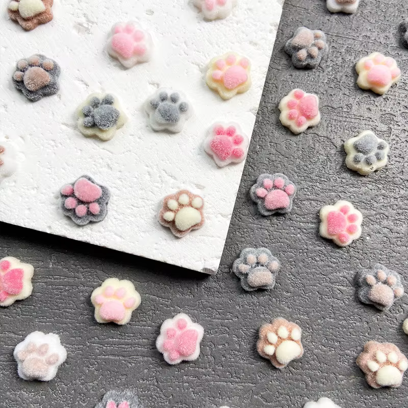 Patte de chat floquée d'hiver, accessoires de Nail Art de dessin animé, patte d'ours 3D colorée, bre