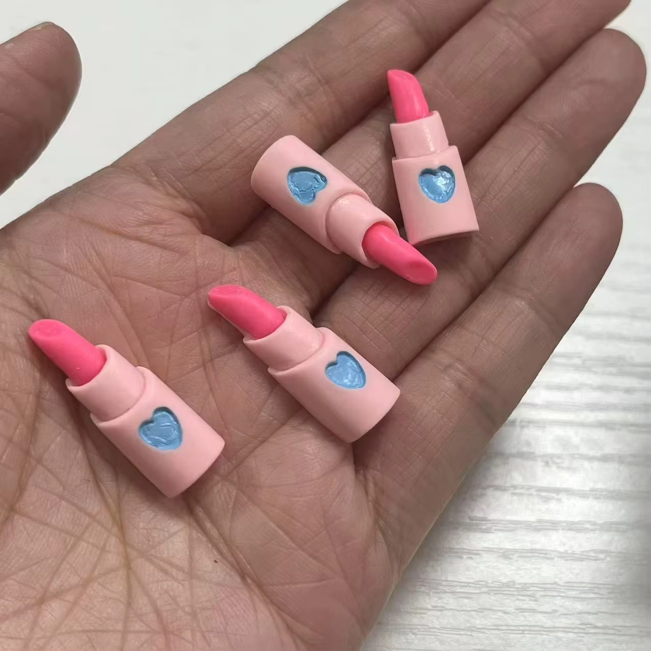 10 pièces de breloques décoratives en résine Kawaii, tendance, rouge et rose, en forme d'étoile et d