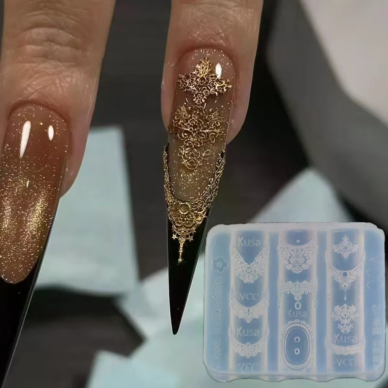 Moule à ongles en dentelle transparente pour femmes, pochoir à ongles en dentelle de conception en r