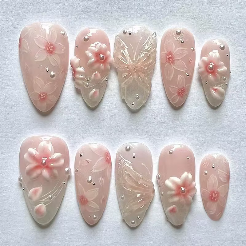 24 faux ongles à presser de longueur moyenne, forme amande, motif floral 3D ondulé, couverture compl