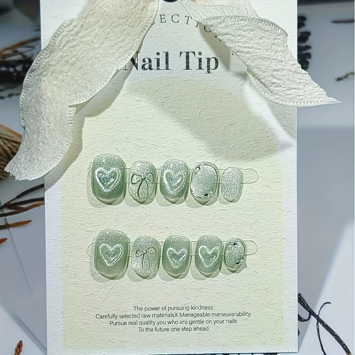 10 pièces haut de gamme belle lumière de luxe blanc style court faux ongles faits à la main, amour g