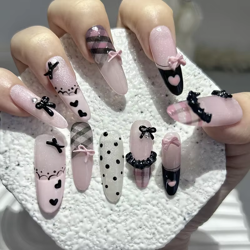 Noir rose doux français amande presse à la main sur les ongles grille à pois amour jupe Ballet faux