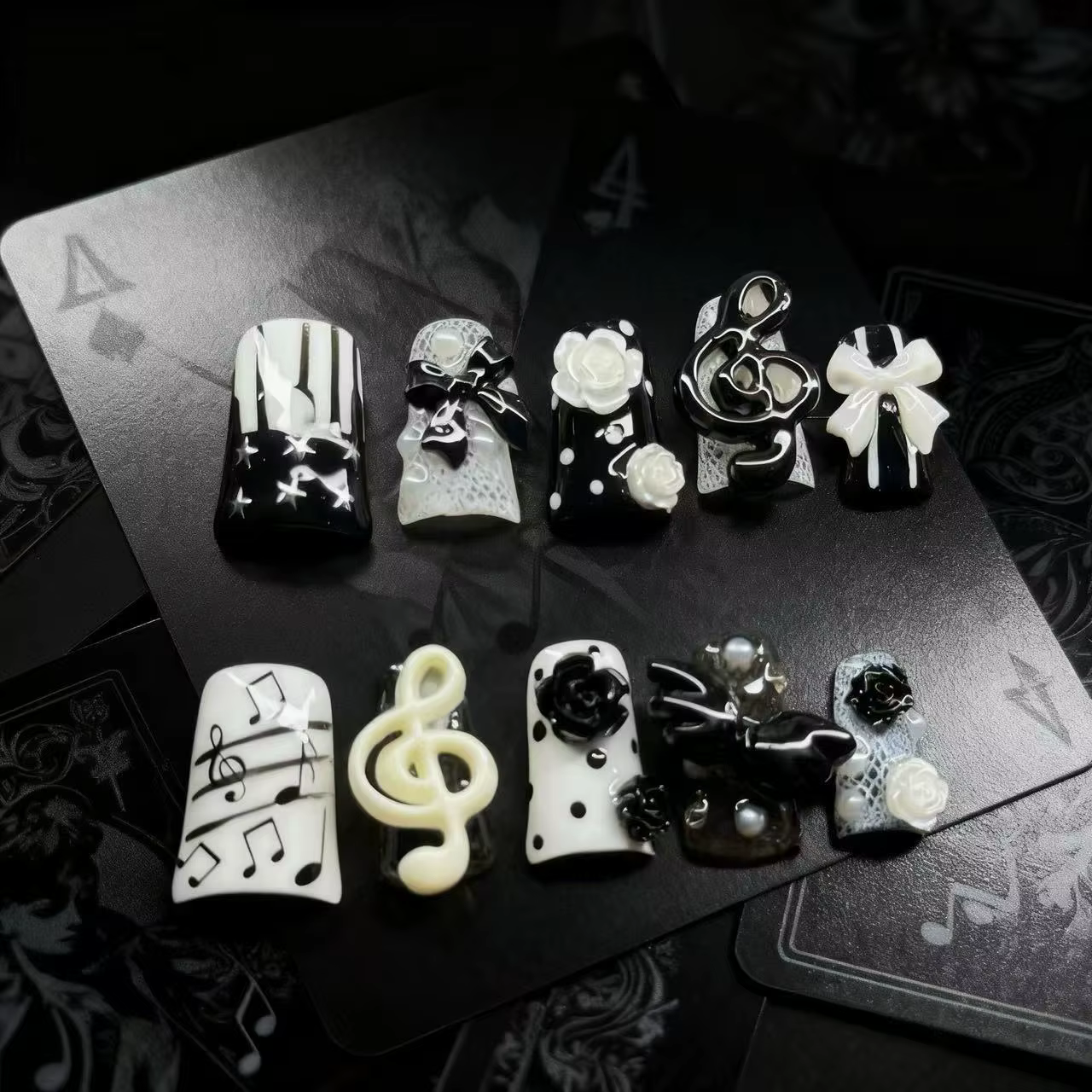 10 pièces à la main gothique presse sur ongles Punk foncé 3D Note de musique conception faux ongles 