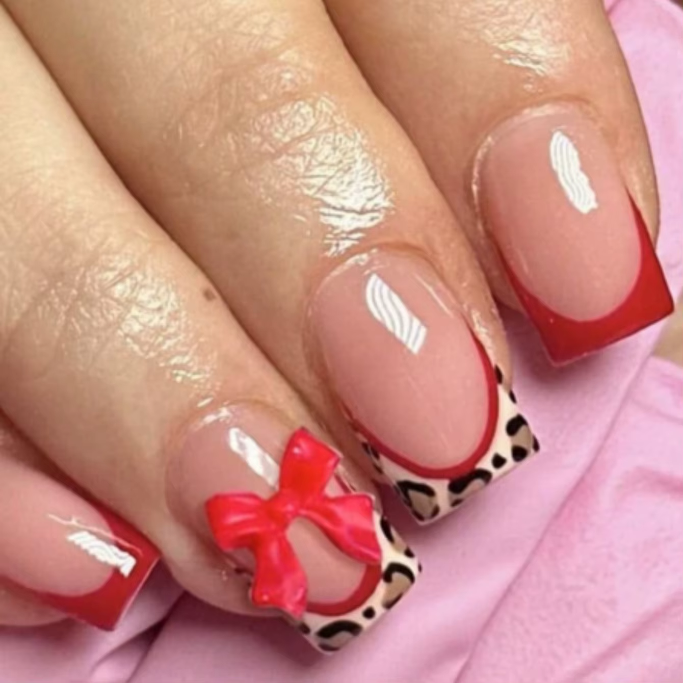 10 pièces-faux ongles de forme courte avec nœud papillon rouge-ensemble d'ongles de faux couverture 
