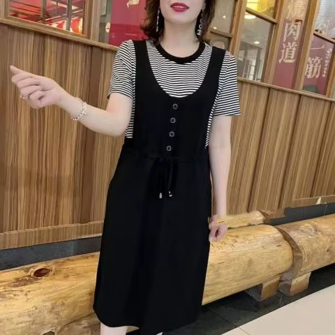 Faux robe deux pièces pour femmes, mi-longue, rayée, manches courtes, nouvelle collection été 2025