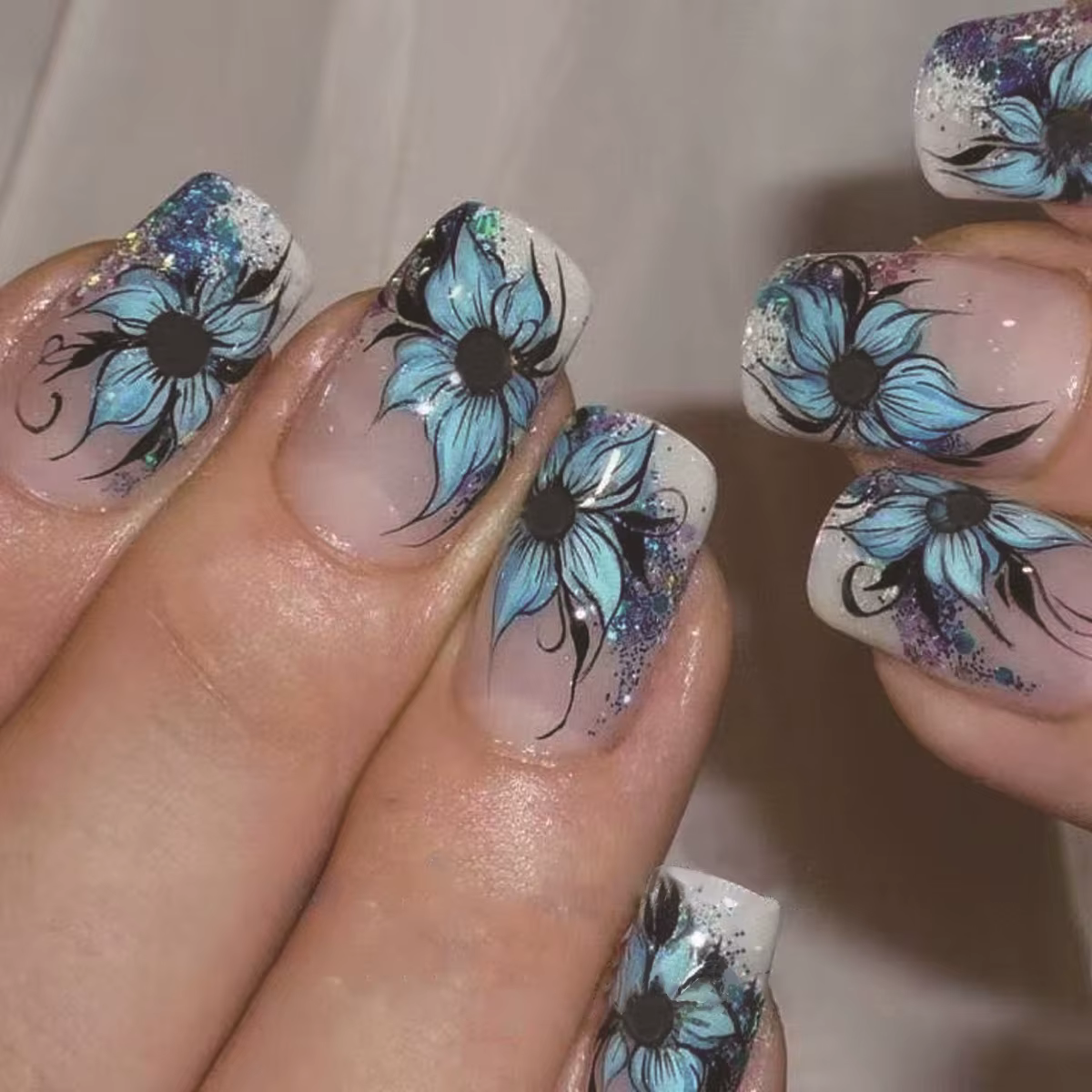 24 pièces/ensemble faux ongles mi-longs fleurs de dragon jaunes conception de plumes pour le printem