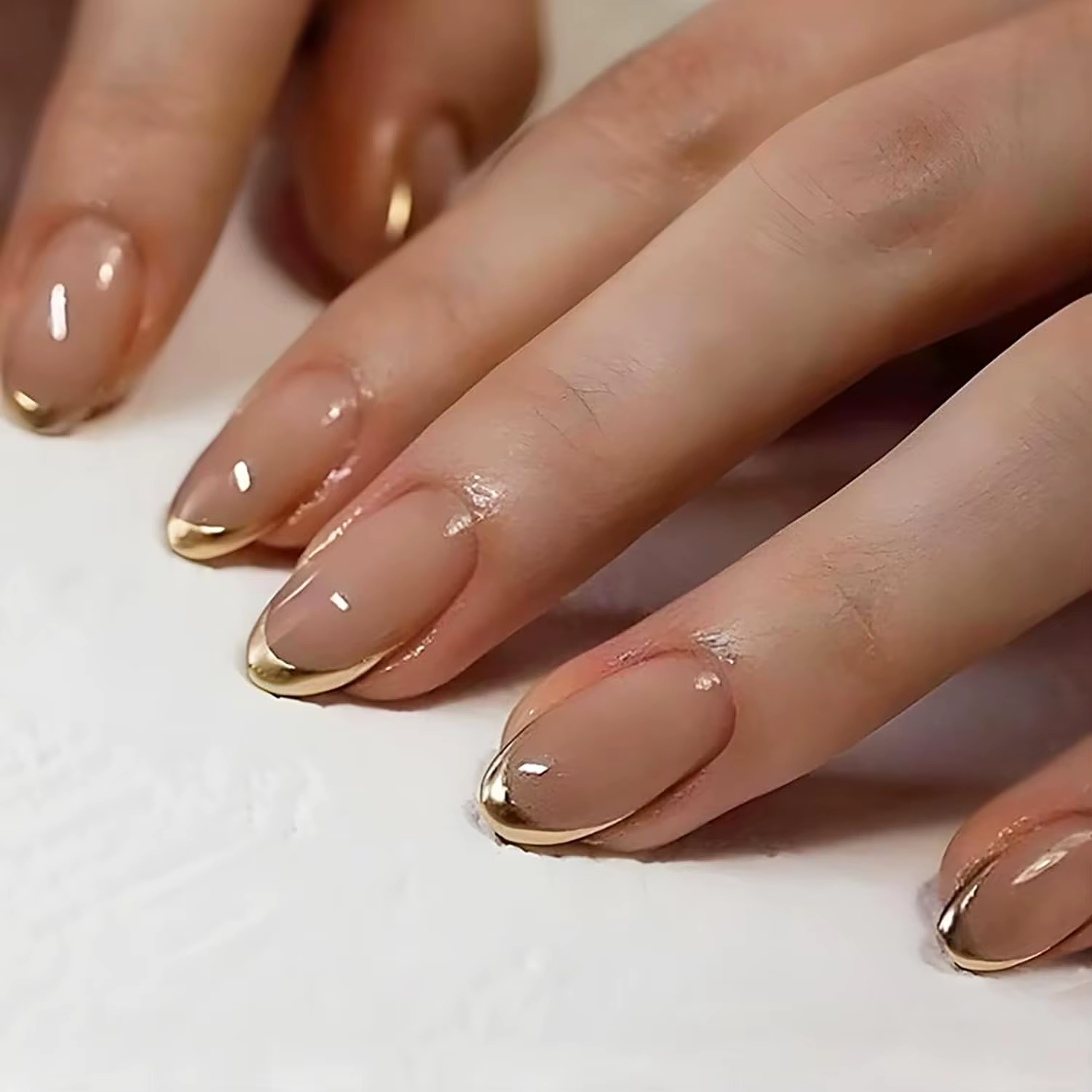 Faux ongles français doré avec tête d'amande, ovales simples, portables, à pression, couverture comp