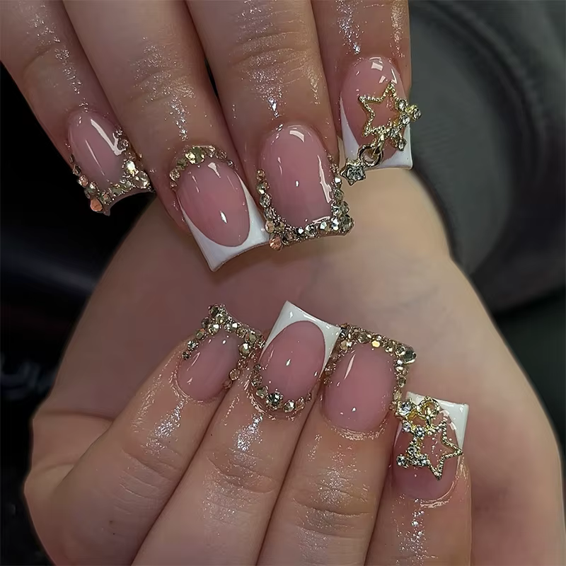 24 pièces Simple français presse sur faux ongles court carré presse sur ongles fleur strass faux ong