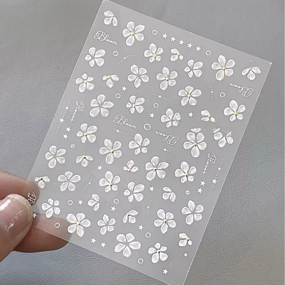 Autocollants pour ongles à cinq pétales, frais et lumineux, pour le printemps et l'été, couleur unie