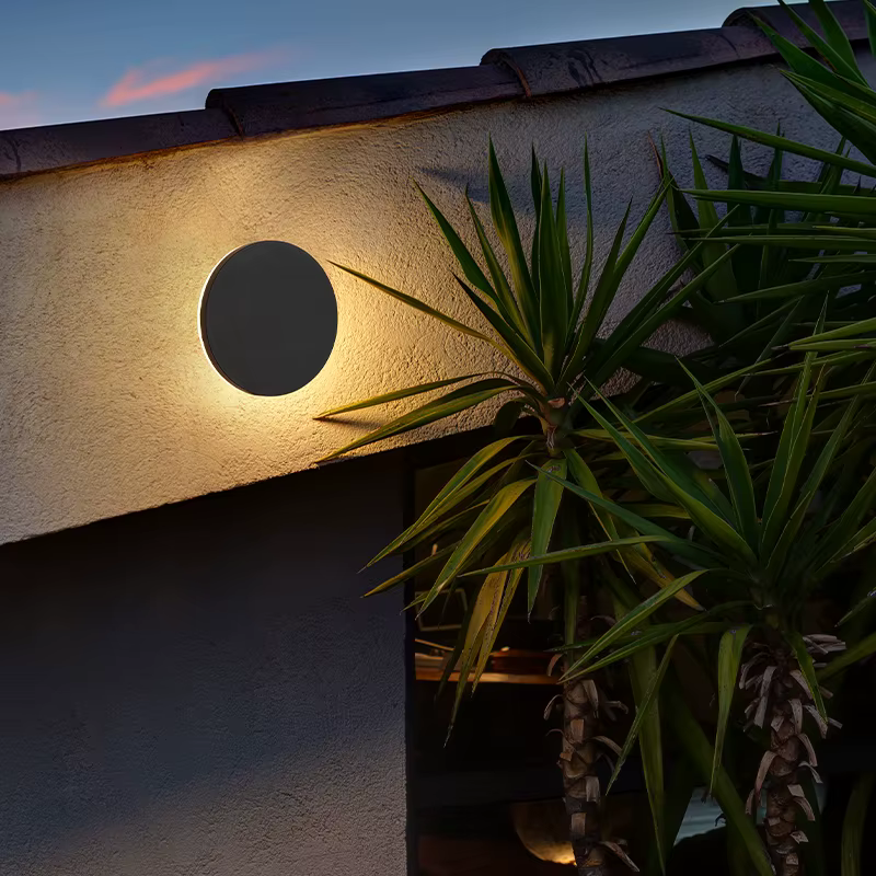 Applique murale LED imperméable conforme à la norme IP65, design moderne, éclairage d'extérieur, luminaire décoratif de plafond, idéal pour une cour, une véranda ou un jardin