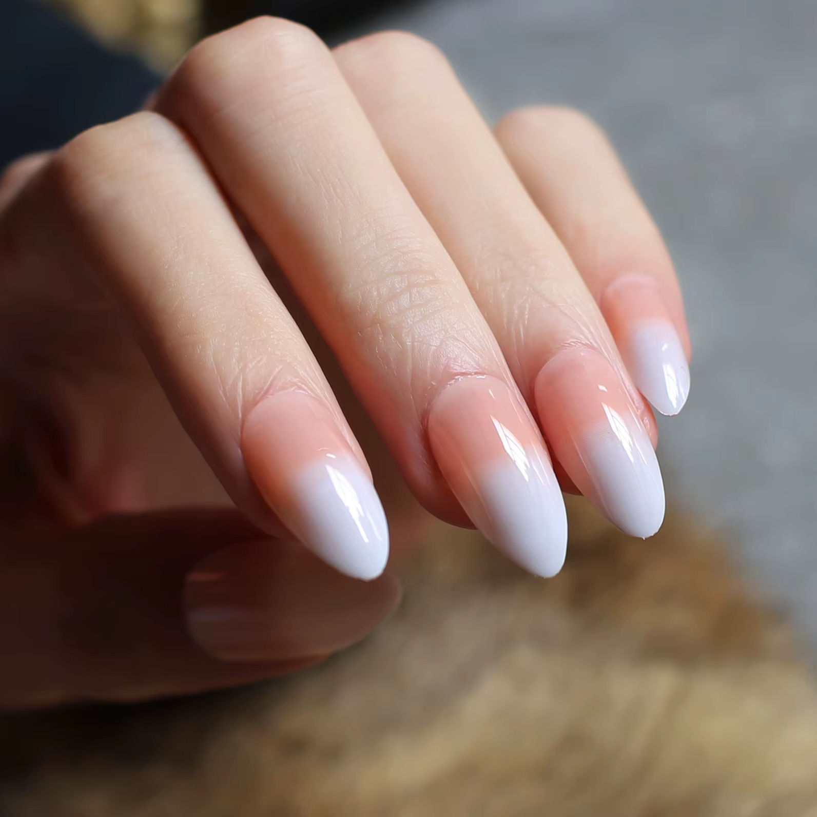 Faux ongles français stiletto