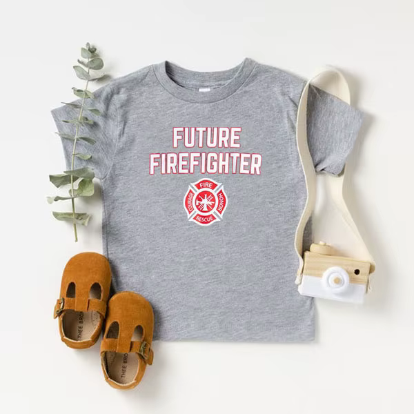Badge de pompier pour enfant, mignon, garçon et fille, T-Shirt pour jeune, vêtements pour enfants
