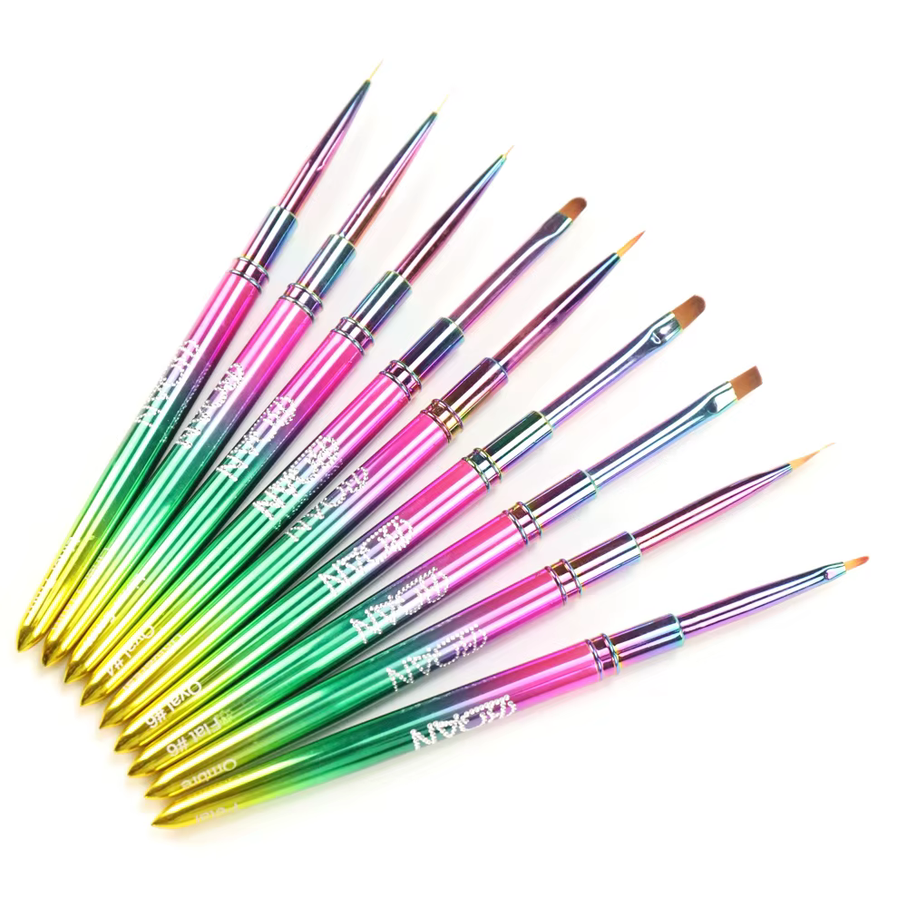 Pinceau coloré pour nail art