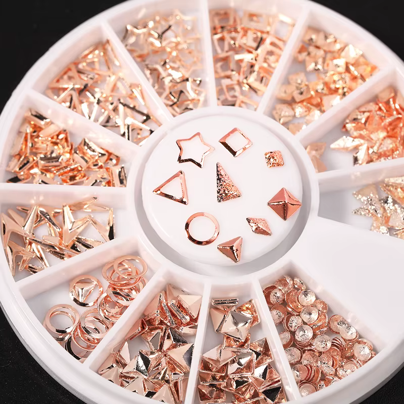 Décoration d'ongles 3D en roue