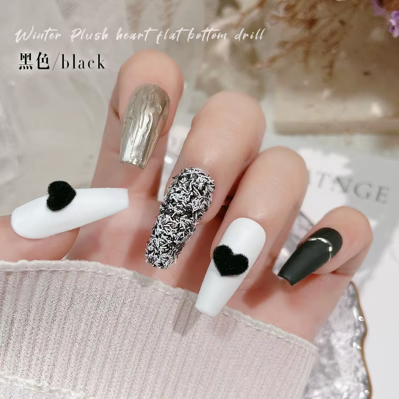 Accessoires de Nail Art français floqués en forme de cœur