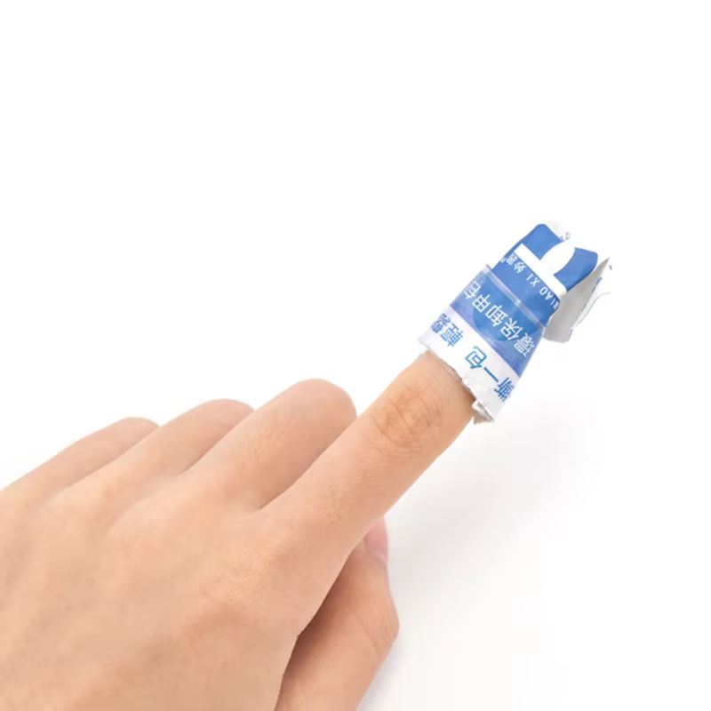 200 Lingettes Dissolvantes pour Vernis Gel en Boîte – Tampons en Papier