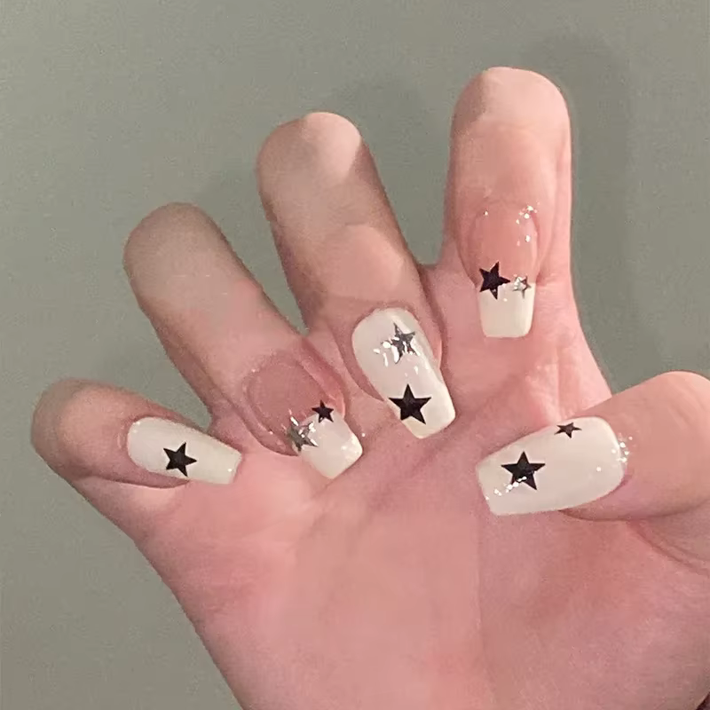 Faux ongles Vintage de noël faits à la main