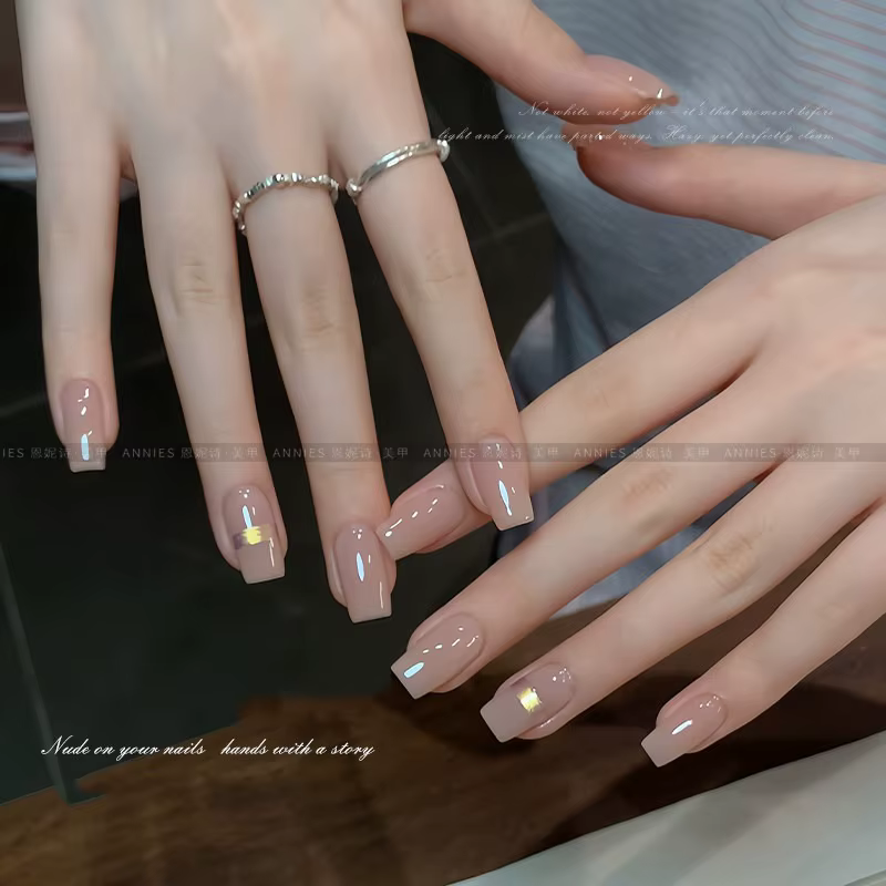 Ensemble de vernis à ongles en gel semi-translucide nude