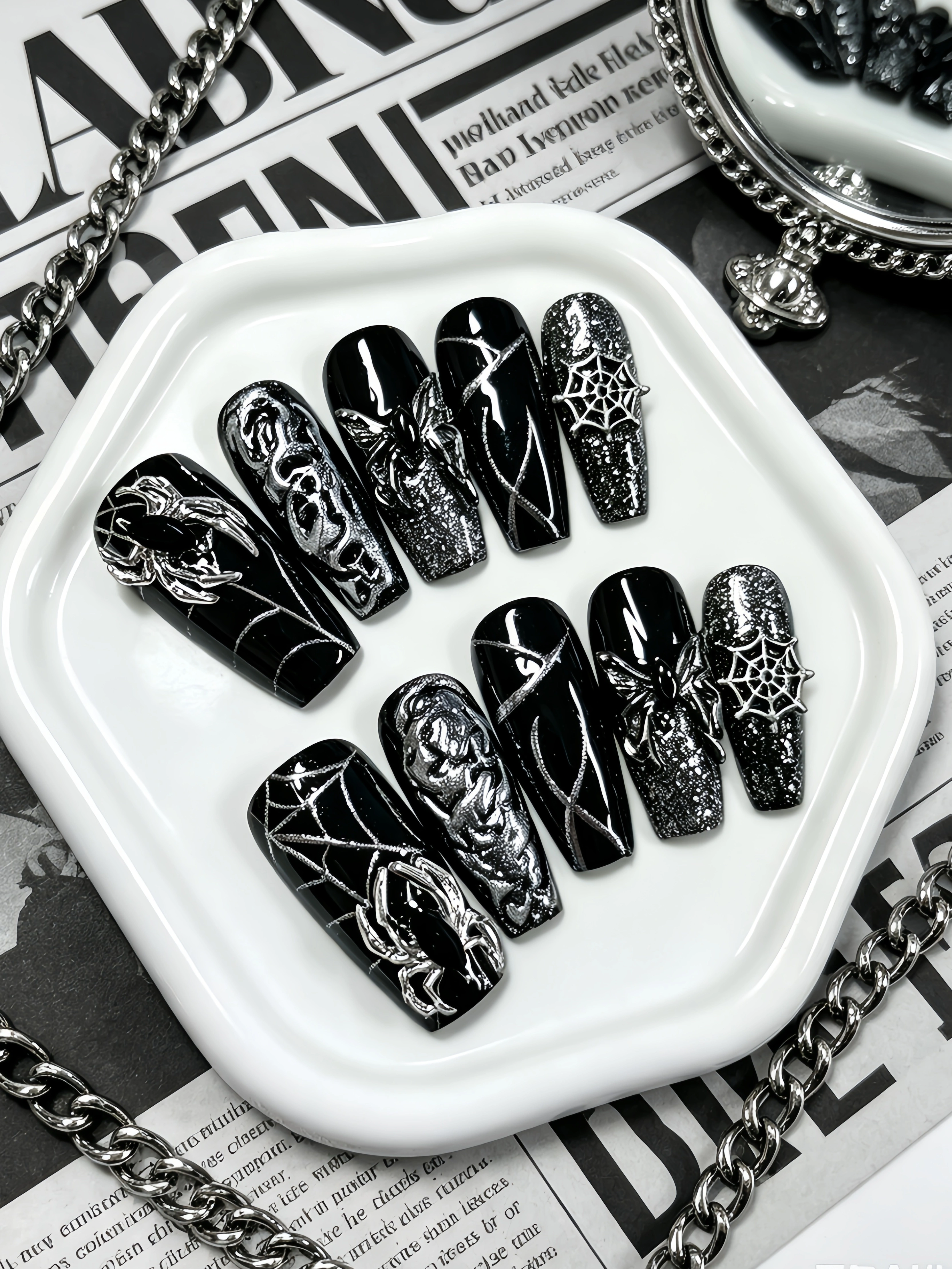 10 faux ongles noirs à paillettes argentées dégradées