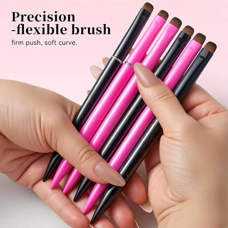 Brosse à ongles française