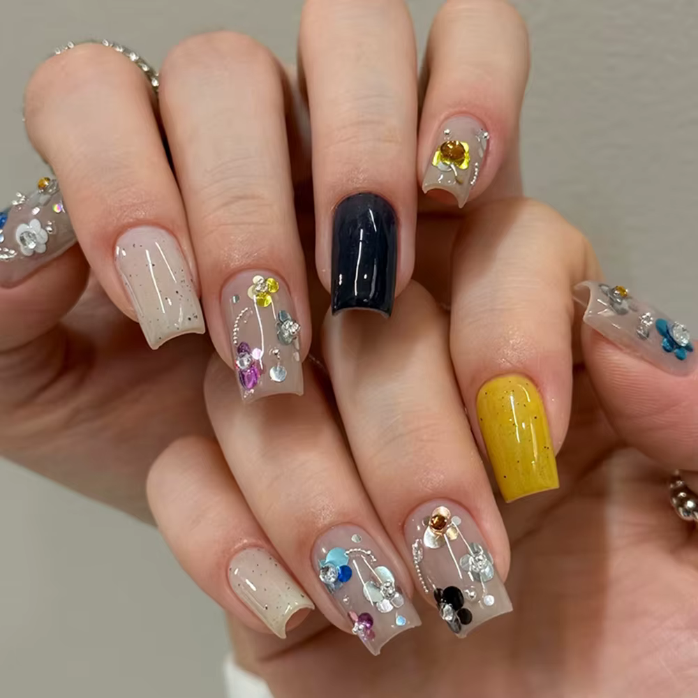 12 compartiments de paillettes à ongles à pois